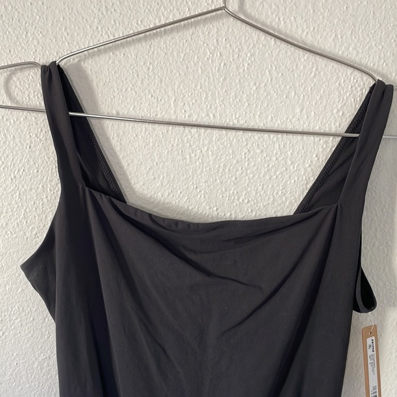 Skims Fits Everybody Square Neck Bodysuit - Picture 4 of 5